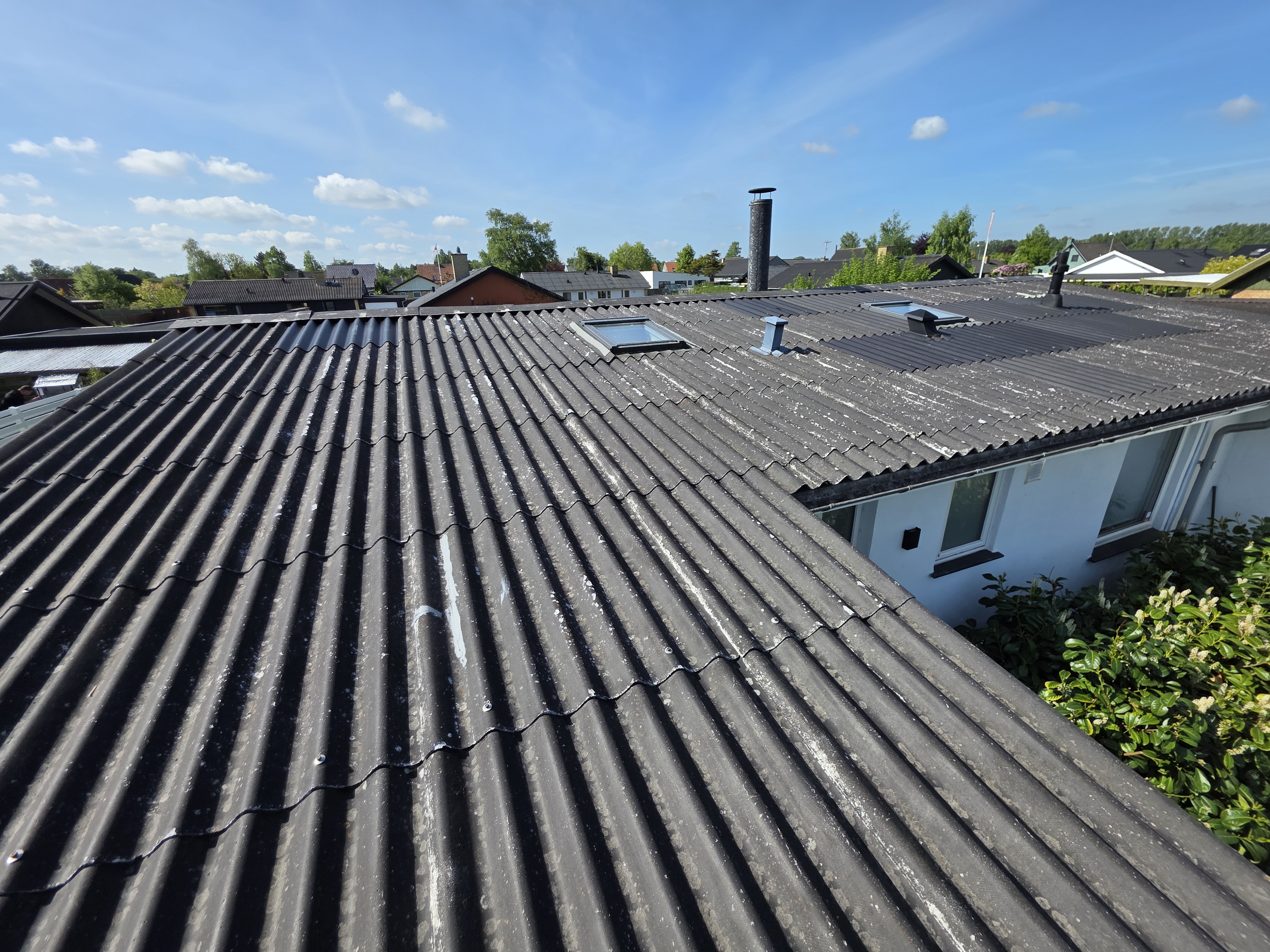 Eternittag før Luna Roof